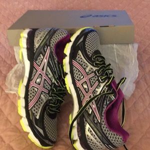 ASICS women's running shoes